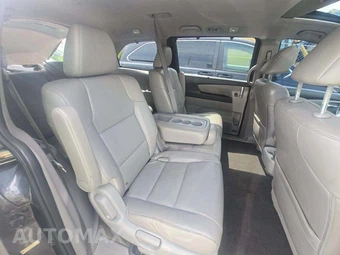 2017 Honda Odyssey EX-L 118.1" WB - miniatura 17