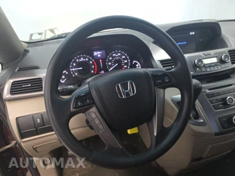 2017 Honda Odyssey LX 118.1" WB – miniatura 10