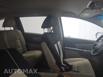 2017 Honda Odyssey LX 118.1" WB – miniatura 8