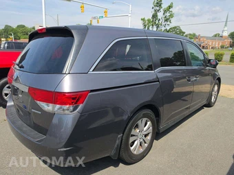 2017 Honda Odyssey SE 118.1" WB - miniatura 4