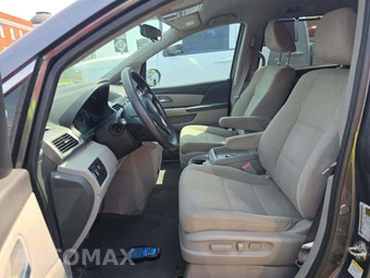 2017 Honda Odyssey SE 118.1" WB - miniatura 6