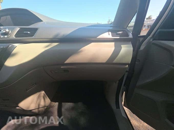 2017 Honda Odyssey SE 118.1" WB - miniatura 20