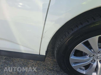 2017 Honda Odyssey SE 118.1" WB - miniatura 24