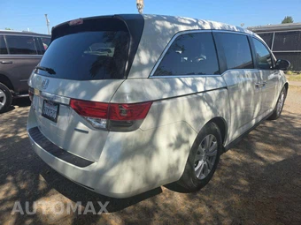 2017 Honda Odyssey SE 118.1" WB - miniatura 3