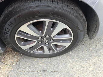 2017 Honda Odyssey Touring 118.1" WB – miniatura 11
