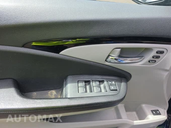 2017 Honda Pilot Elite – miniatura 15