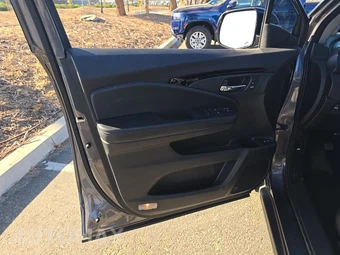 2017 Honda Pilot Elite - miniatura 9