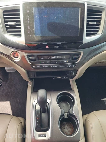 2017 Honda Pilot EX-L – miniatura 11