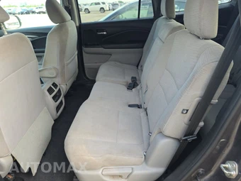 2017 Honda Pilot LX - miniatura 11