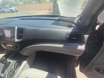 2017 Honda Pilot LX - miniatura 17