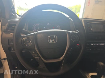 2017 Honda Pilot LX – miniatura 10
