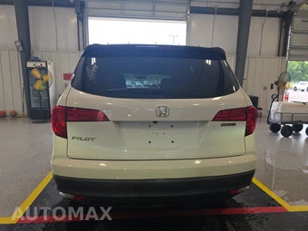 2017 Honda Pilot LX – miniatura 5