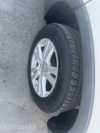 2017 Honda Pilot LX - miniatura 14