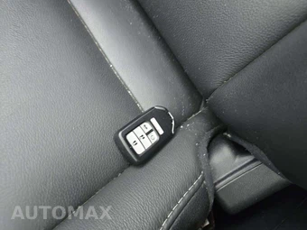2017 Honda Pilot Touring – miniatura 8