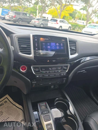 2017 Honda Pilot Touring - miniatura 10