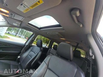 2017 Honda Pilot Touring - miniatura 11