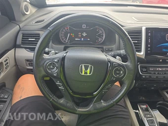 2017 Honda Pilot Touring – miniatura 10