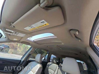2017 Honda Pilot Touring – miniatura 11