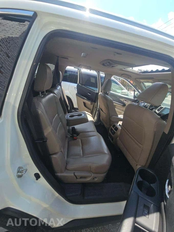 2017 Honda Pilot Touring - miniatura 16