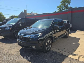 2017 Honda Ridgeline RTL-E Crew Cab Medium Bed