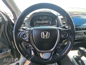 2017 Honda Ridgeline RTL-T Crew Cab Medium Bed - miniatura 10
