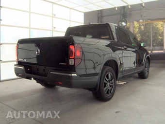 2017 Honda Ridgeline Sport Crew Cab Medium Bed - miniatura 4