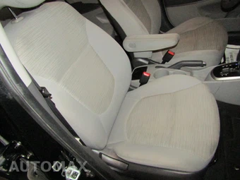 2017 Hyundai Accent SE Hatchback – miniatura 16