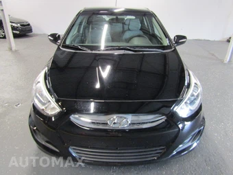 2017 Hyundai Accent SE Hatchback – miniatura 2