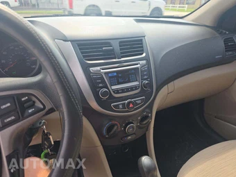 2017 Hyundai Accent Value Edition Sedan - miniatura 10