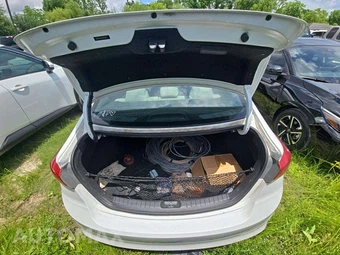 2017 Hyundai Elantra ECO Sedan – miniatura 14