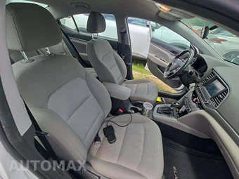 2017 Hyundai Elantra ECO Sedan – miniatura 18
