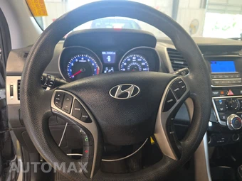2017 Hyundai Elantra GT Hatchback - miniatura 10