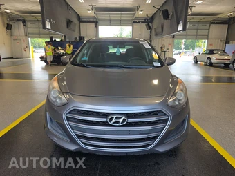 2017 Hyundai Elantra GT Hatchback - miniatura 2