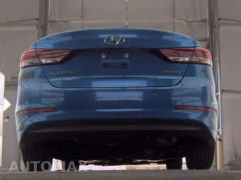 2017 Hyundai Elantra Limited Sedan - miniatura 7
