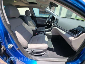 2017 Hyundai Elantra Limited Sedan – miniatura 15