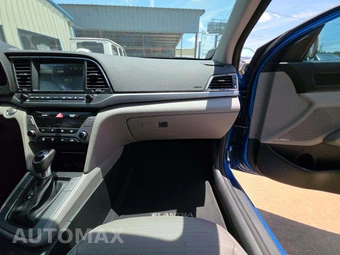 2017 Hyundai Elantra Limited Sedan – miniatura 16