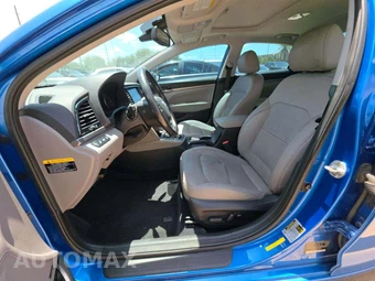 2017 Hyundai Elantra Limited Sedan – miniatura 3