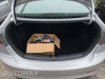 2017 Hyundai Elantra Limited Sedan - miniatura 14