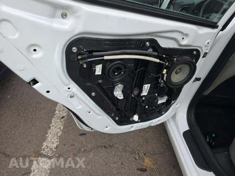2017 Hyundai Elantra SE Sedan – miniatura 23