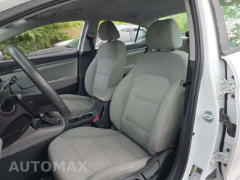 2017 Hyundai Elantra SE Sedan – miniatura 6