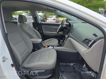 2017 Hyundai Elantra SE Sedan - miniatura 15