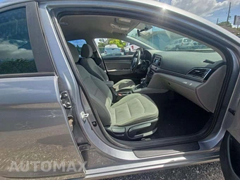 2017 Hyundai Elantra SE Sedan - miniatura 15