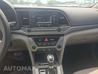 2017 Hyundai Elantra SE Sedan - miniatura 7