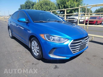2017 Hyundai Elantra SE Sedan – miniatura 3
