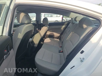 2017 Hyundai Elantra SE Sedan – miniatura 13