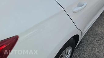 2017 Hyundai Elantra SE Sedan – miniatura 20