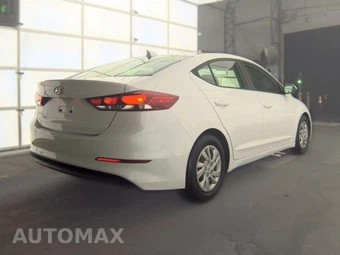 2017 Hyundai Elantra SE Sedan – miniatura 4