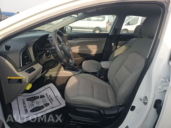 2017 Hyundai Elantra SE Sedan – miniatura 7