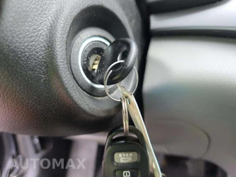 2017 Hyundai Elantra SE Sedan – miniatura 5