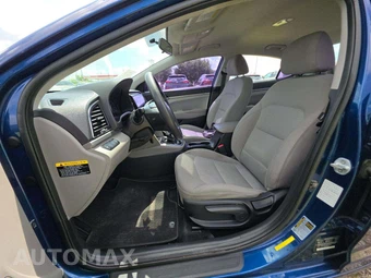2017 Hyundai Elantra SE Sedan – miniatura 3
